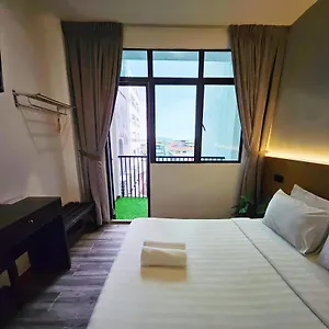 By Sky Hive Mini-hôtel